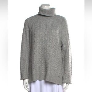 MICHAEL Michael Kors Gray Turtleneck Sweater. Pre-Owned.